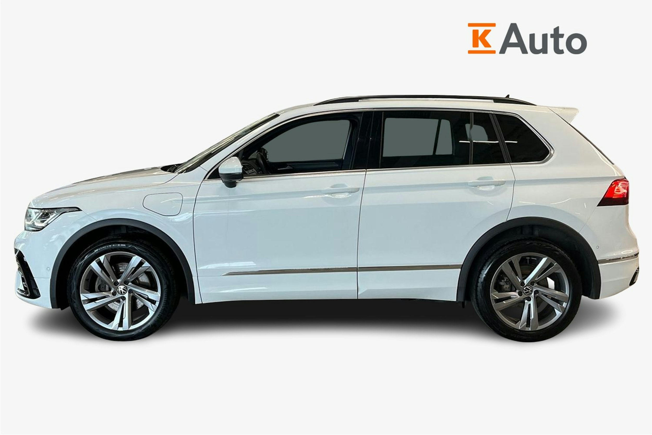 valkoinen Volkswagen Tiguan 2022 kuva 6.