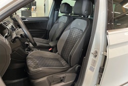 valkoinen Volkswagen Tiguan 2022 kuva 14.