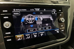 valkoinen Volkswagen Tiguan 2022 kuva 28.
