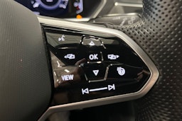 valkoinen Volkswagen Tiguan 2022 kuva 33.