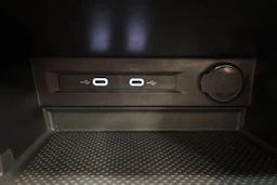 Harmaa Volkswagen Tiguan 2022 kuva 22.