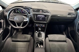 musta Volkswagen Tiguan 2022 kuva 9.