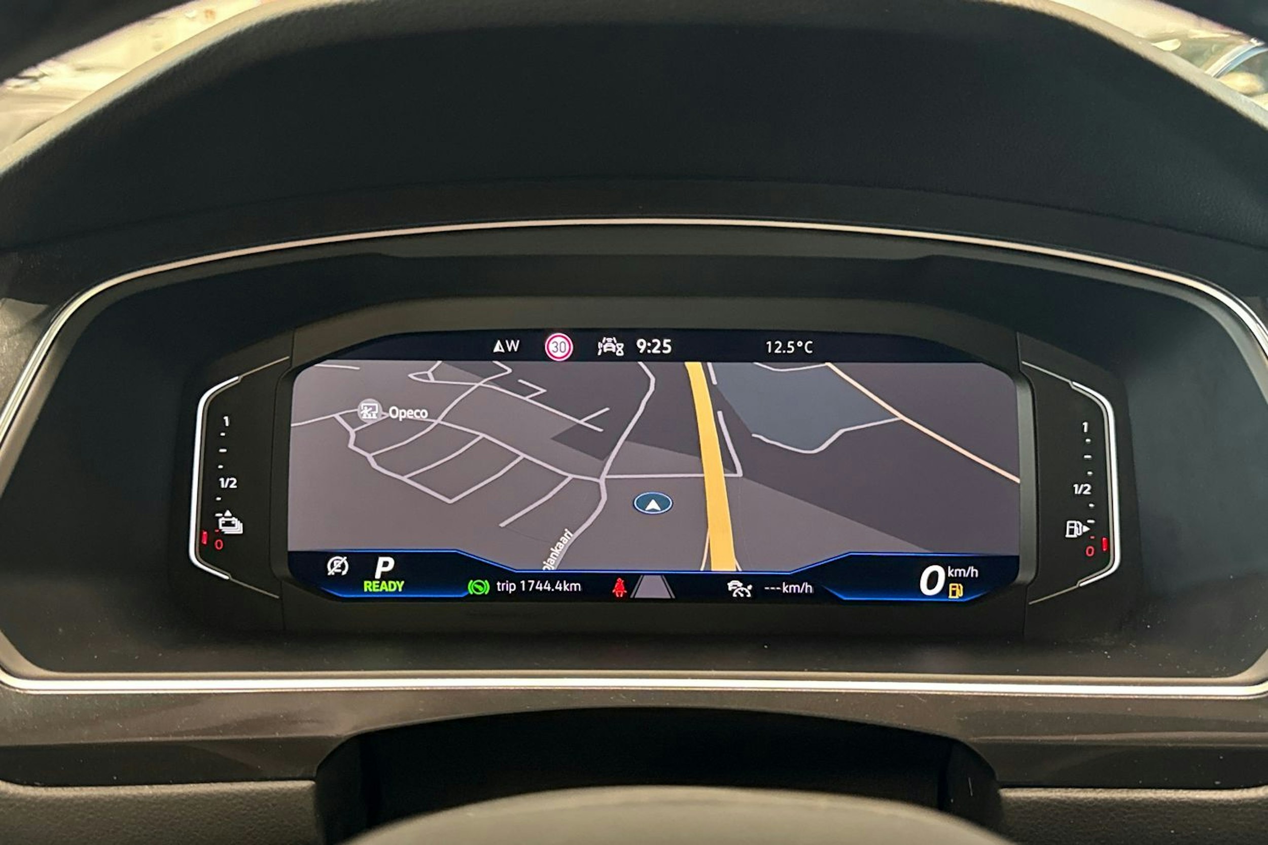 musta Volkswagen Tiguan 2022 kuva 18.