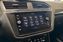 musta Volkswagen Tiguan 2022 kuva 20.