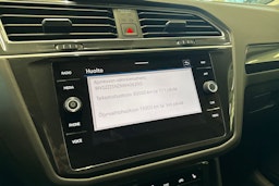 musta Volkswagen Tiguan 2022 kuva 22.