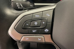 Sininen Volkswagen Tiguan 2022 kuva 18.