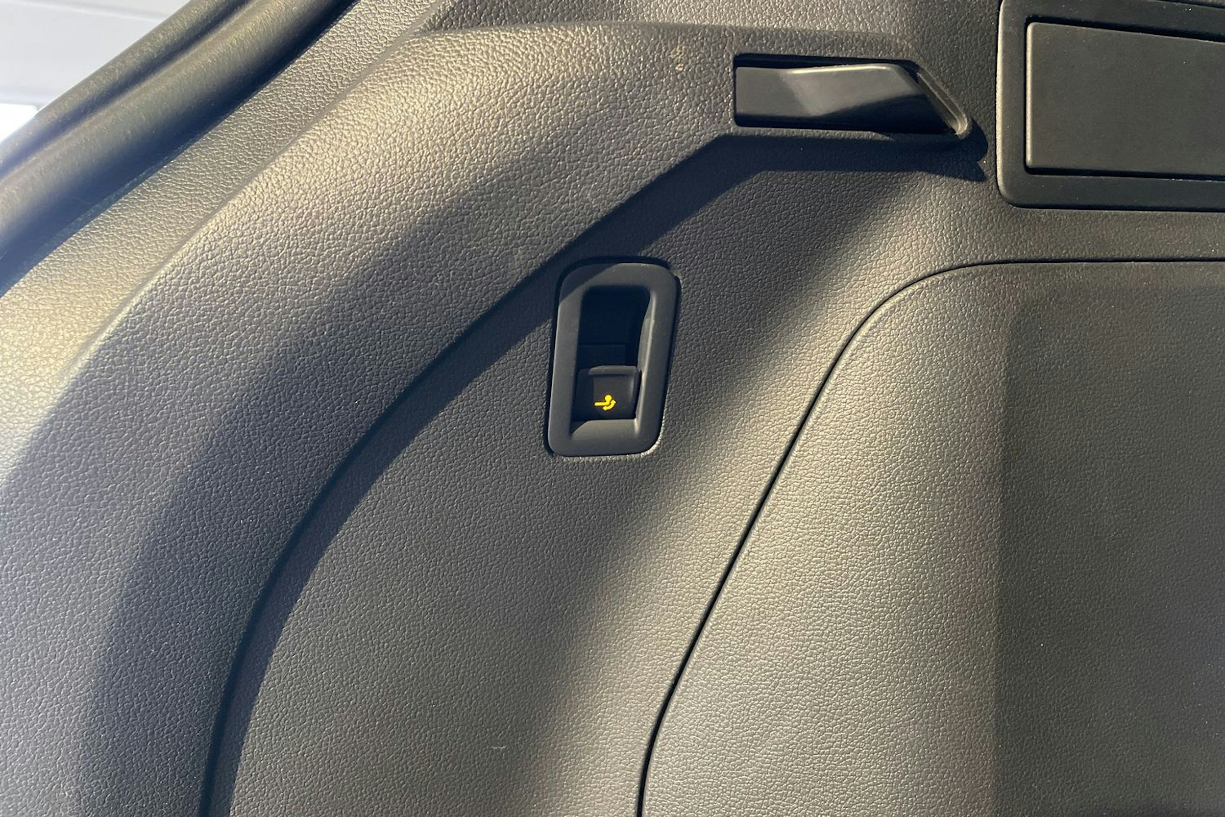 Harmaa Volkswagen Tiguan 2022 kuva 17.