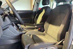 Harmaa Volkswagen Tiguan 2022 kuva 20.