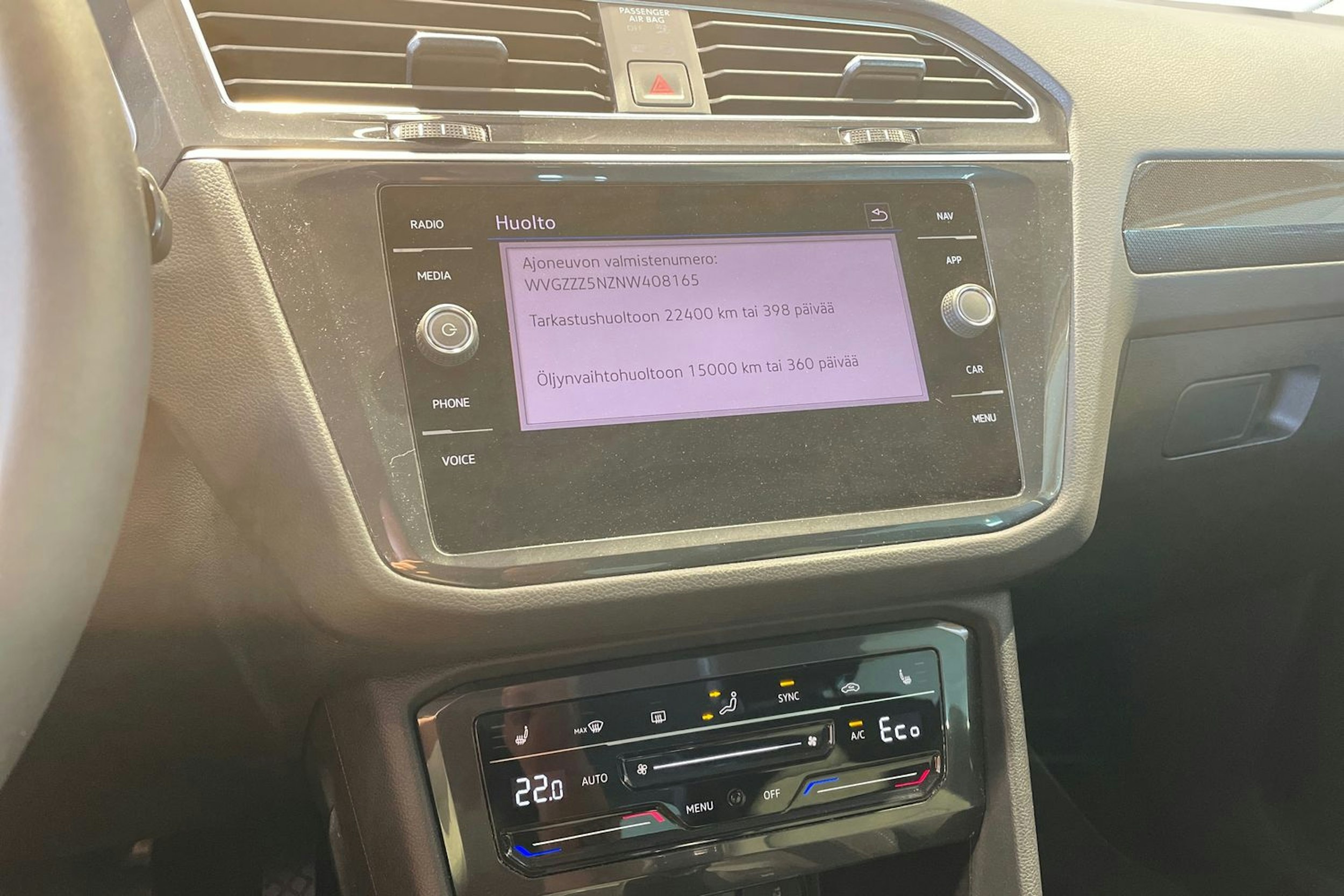 Harmaa Volkswagen Tiguan 2022 kuva 25.
