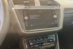 Harmaa Volkswagen Tiguan 2022 kuva 27.