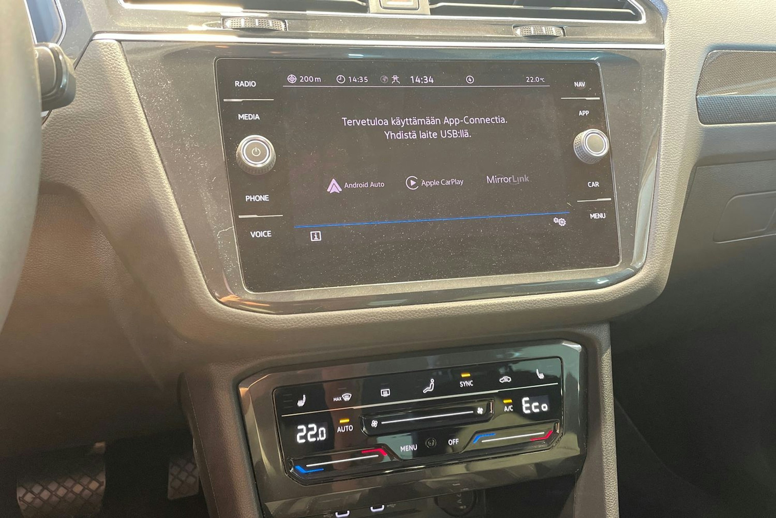Harmaa Volkswagen Tiguan 2022 kuva 29.