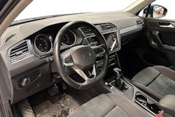met. sininen Volkswagen Tiguan 2022 kuva 3.