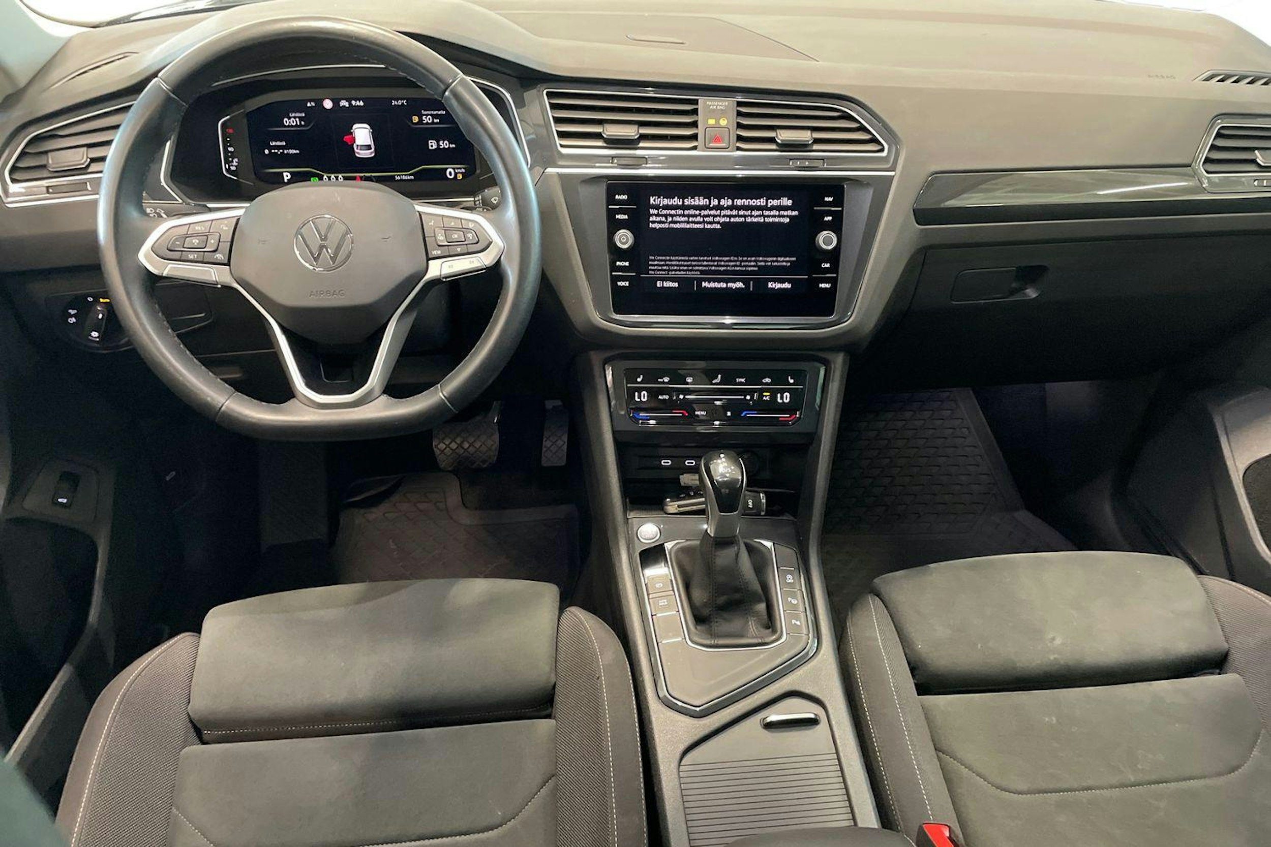 musta Volkswagen Tiguan 2022 kuva 9.