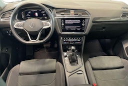 musta Volkswagen Tiguan 2022 kuva 9.