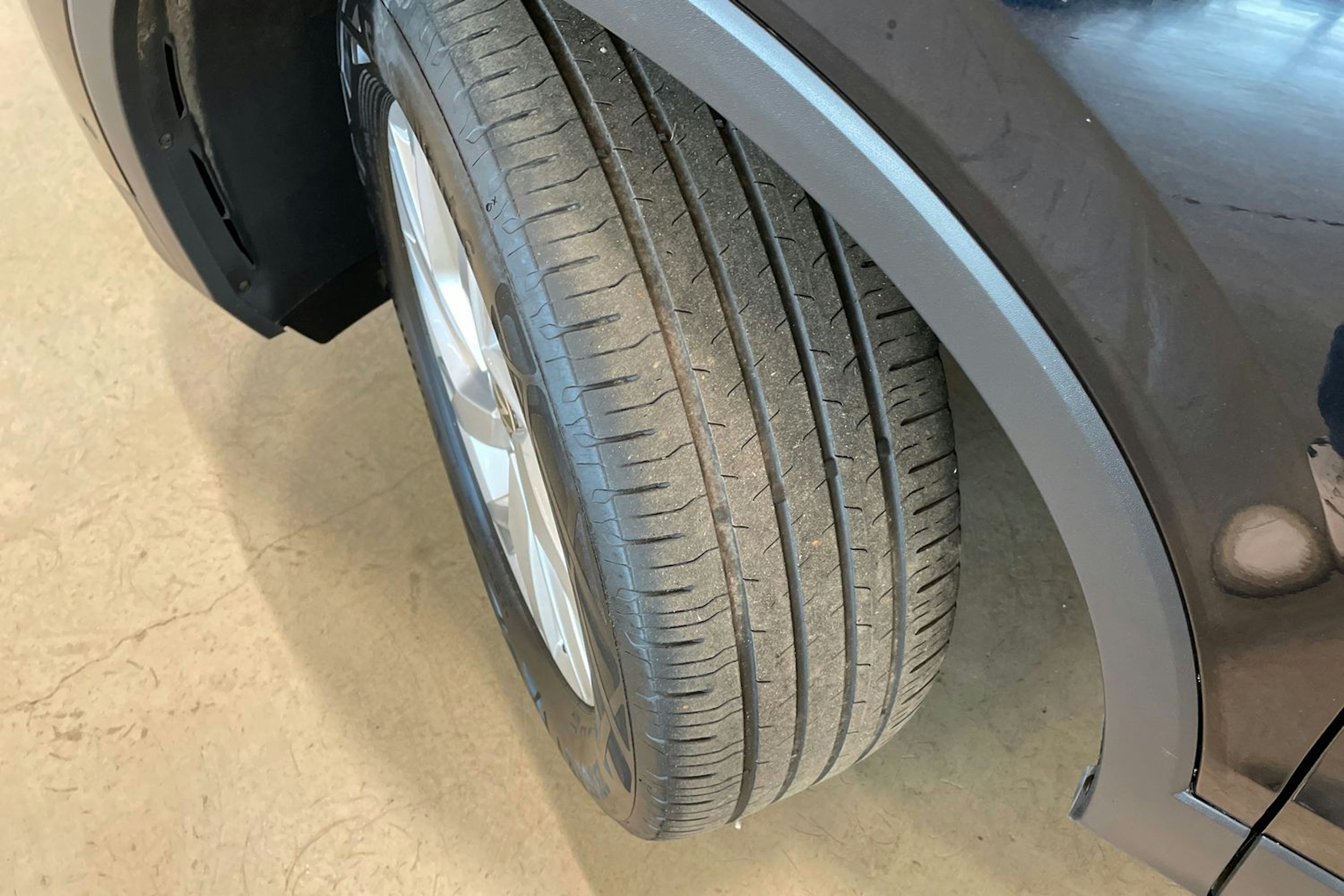 musta Volkswagen Tiguan 2022 kuva 13.