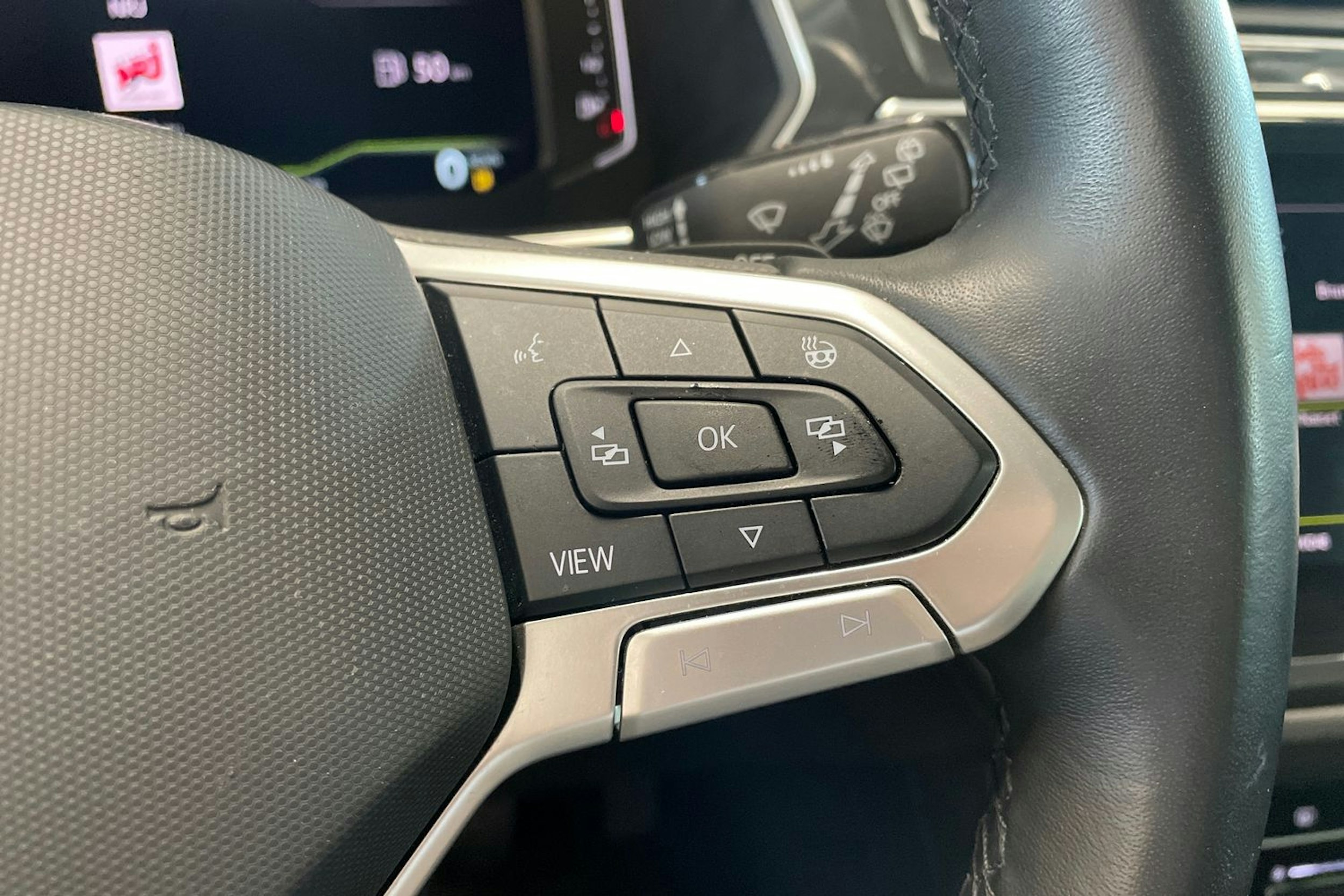 musta Volkswagen Tiguan 2022 kuva 16.