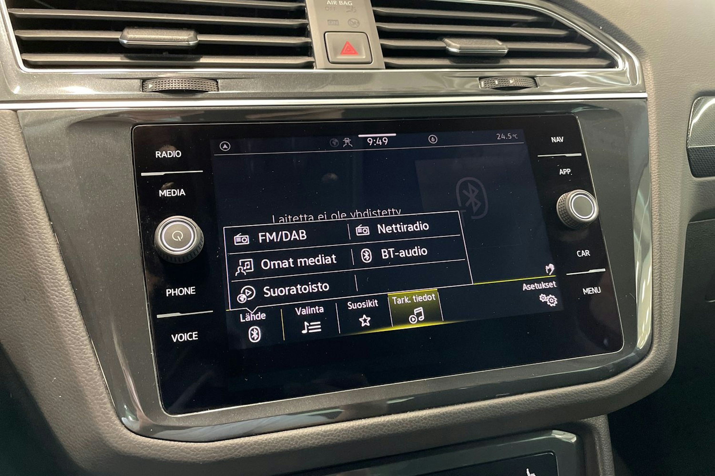 musta Volkswagen Tiguan 2022 kuva 23.