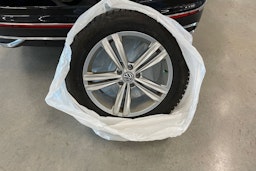 musta Volkswagen Tiguan 2022 kuva 29.
