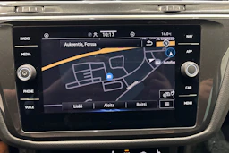 Sininen Volkswagen Tiguan 2022 kuva 20.