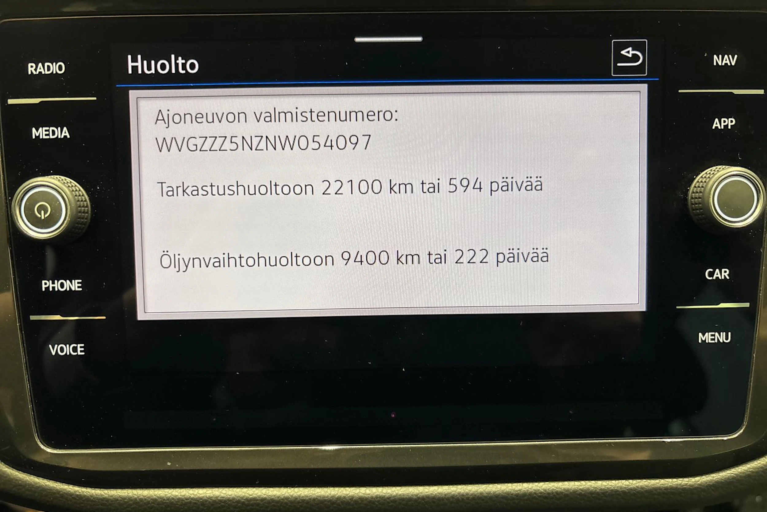 Sininen Volkswagen Tiguan 2022 kuva 23.