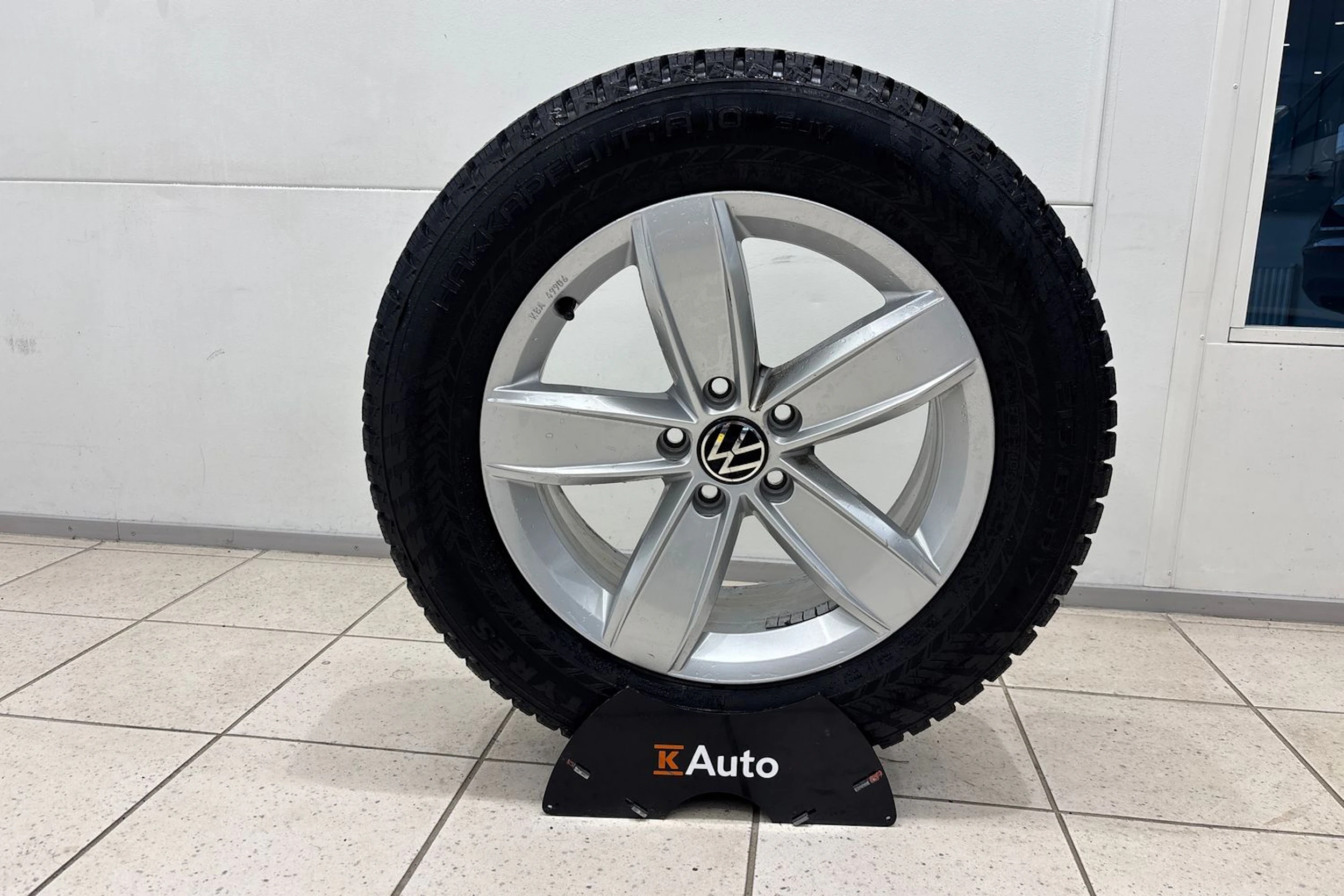 Sininen Volkswagen Tiguan 2022 kuva 29.