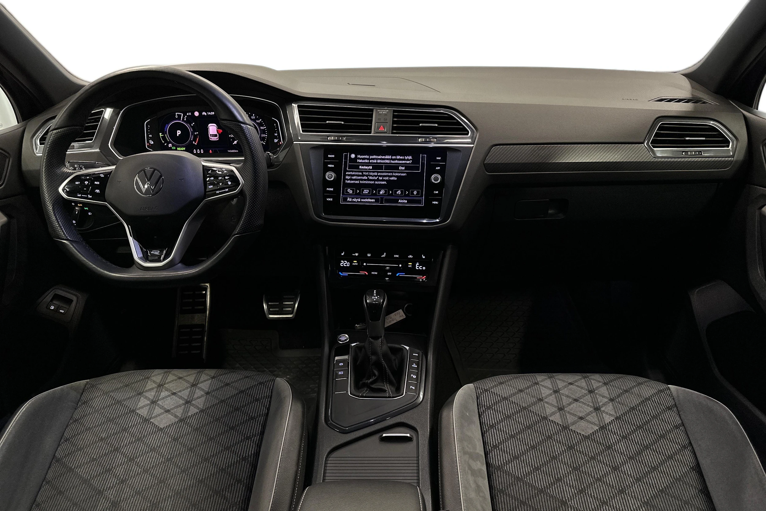 musta Volkswagen Tiguan 2022 kuva 7.