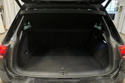musta Volkswagen Tiguan 2022 kuva 11.