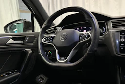 musta Volkswagen Tiguan 2022 kuva 15.