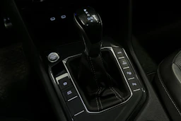 musta Volkswagen Tiguan 2022 kuva 29.