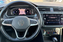 harmaa Volkswagen Tiguan 2022 kuva 4.