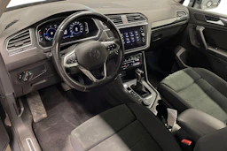 harmaa Volkswagen Tiguan 2022 kuva 8.