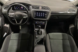 harmaa Volkswagen Tiguan 2022 kuva 9.