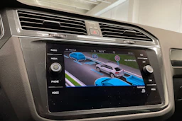harmaa Volkswagen Tiguan 2022 kuva 21.