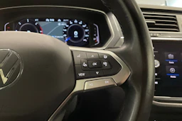 harmaa Volkswagen Tiguan 2022 kuva 27.