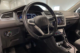 harmaa Volkswagen Tiguan 2022 kuva 30.