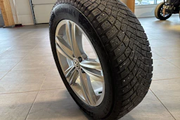 Sininen Volkswagen Tiguan 2022 kuva 22.