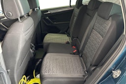 Sininen Volkswagen Tiguan 2022 kuva 10.