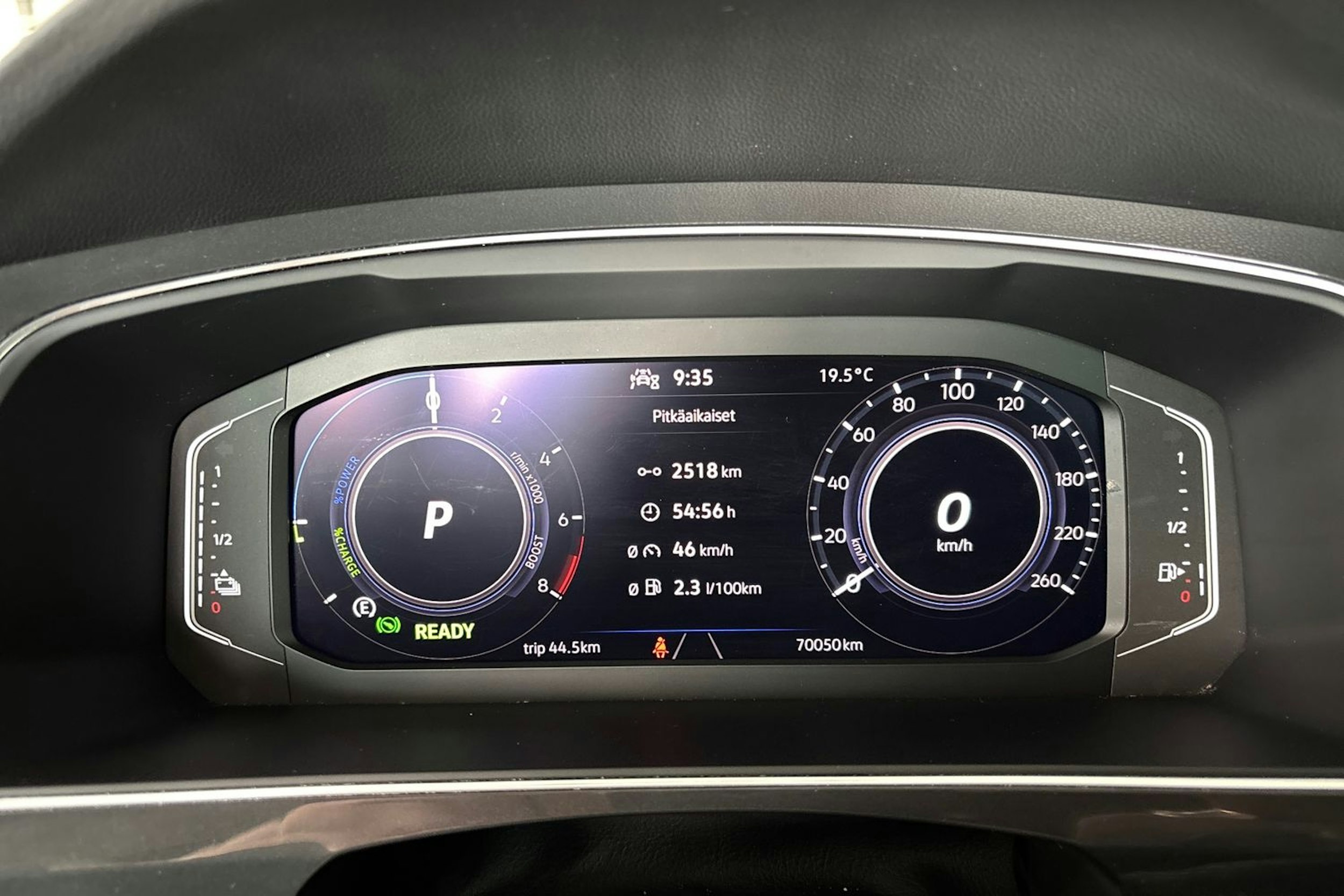 Sininen Volkswagen Tiguan 2022 kuva 14.
