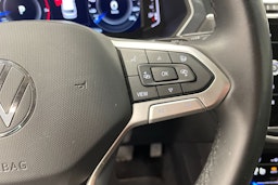 harmaa Volkswagen Tiguan 2022 kuva 15.