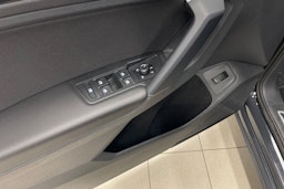 harmaa Volkswagen Tiguan 2022 kuva 20.