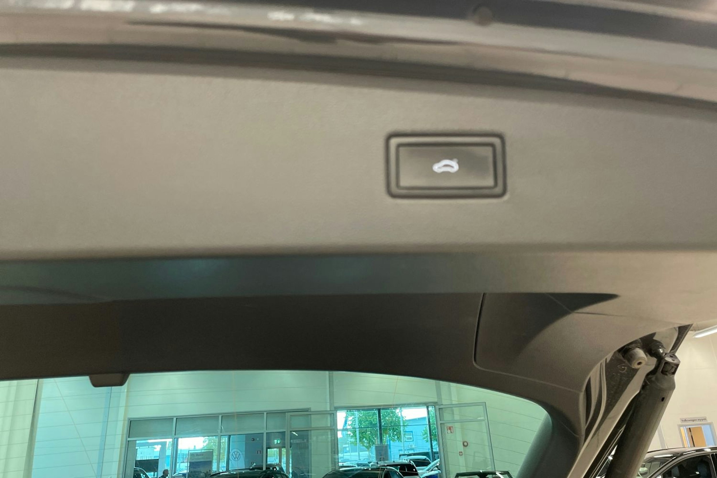 harmaa Volkswagen Tiguan 2022 kuva 22.