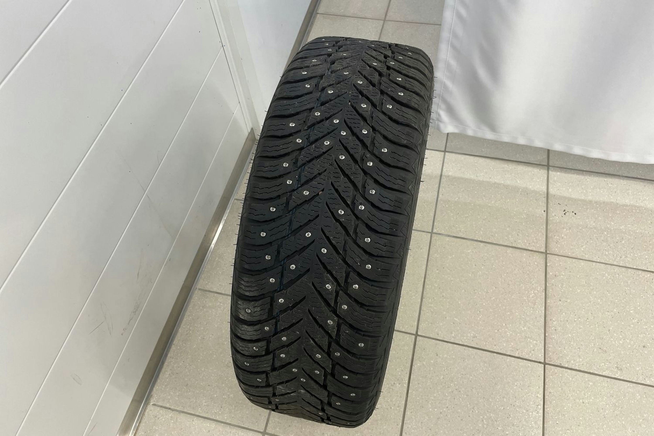 harmaa Volkswagen Tiguan 2022 kuva 24.