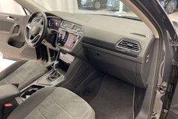 harmaa Volkswagen Tiguan 2022 kuva 25.