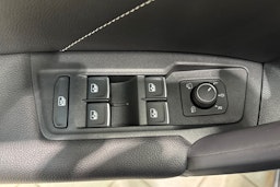 Sininen Volkswagen Tiguan 2022 kuva 16.