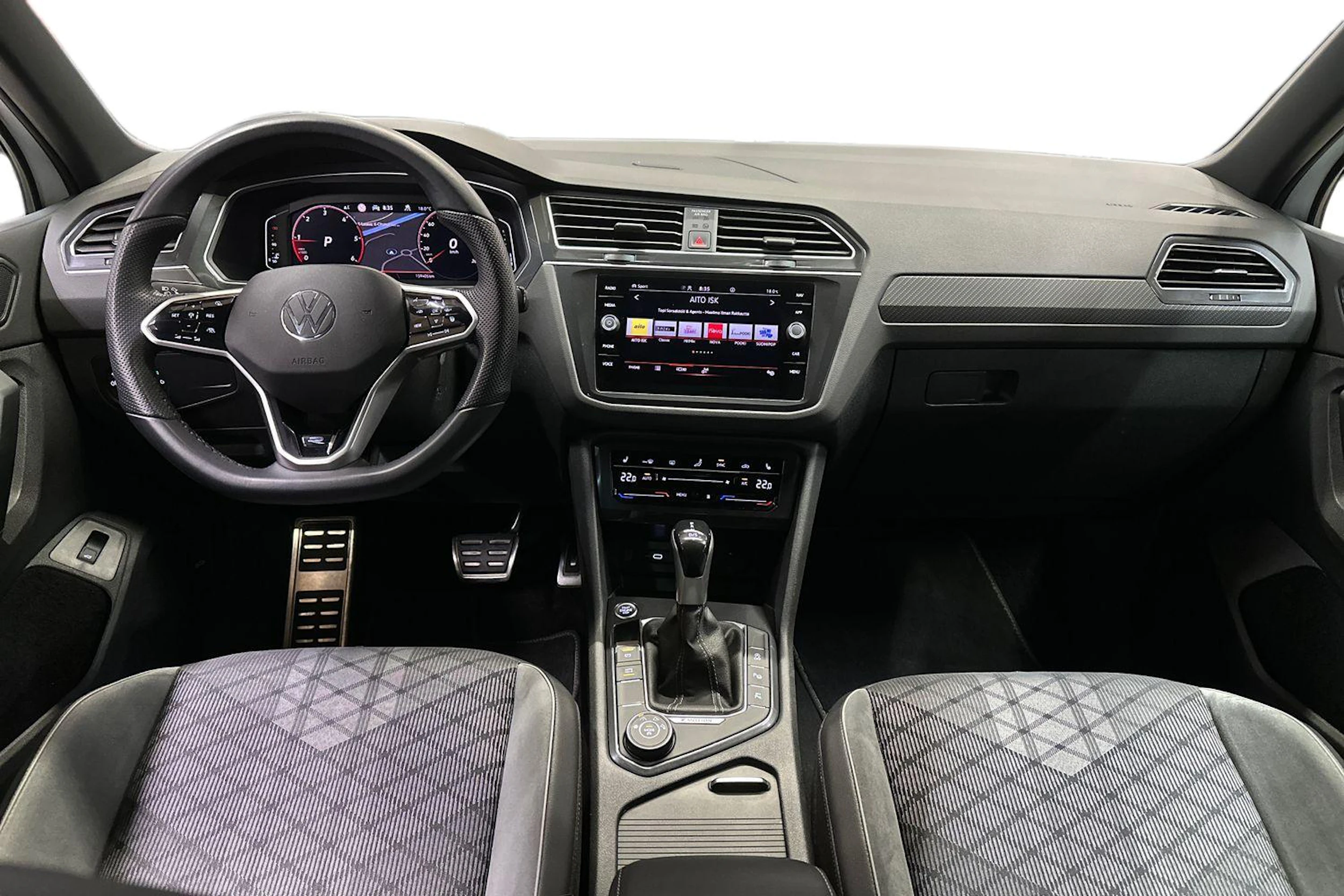 valkoinen Volkswagen Tiguan 2022 kuva 7.