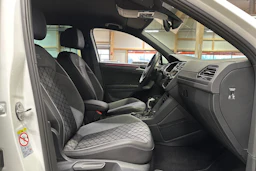 valkoinen Volkswagen Tiguan 2022 kuva 11.