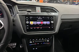 valkoinen Volkswagen Tiguan 2022 kuva 19.