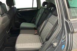 harmaa Volkswagen Tiguan 2022 kuva 10.