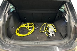 harmaa Volkswagen Tiguan 2022 kuva 23.