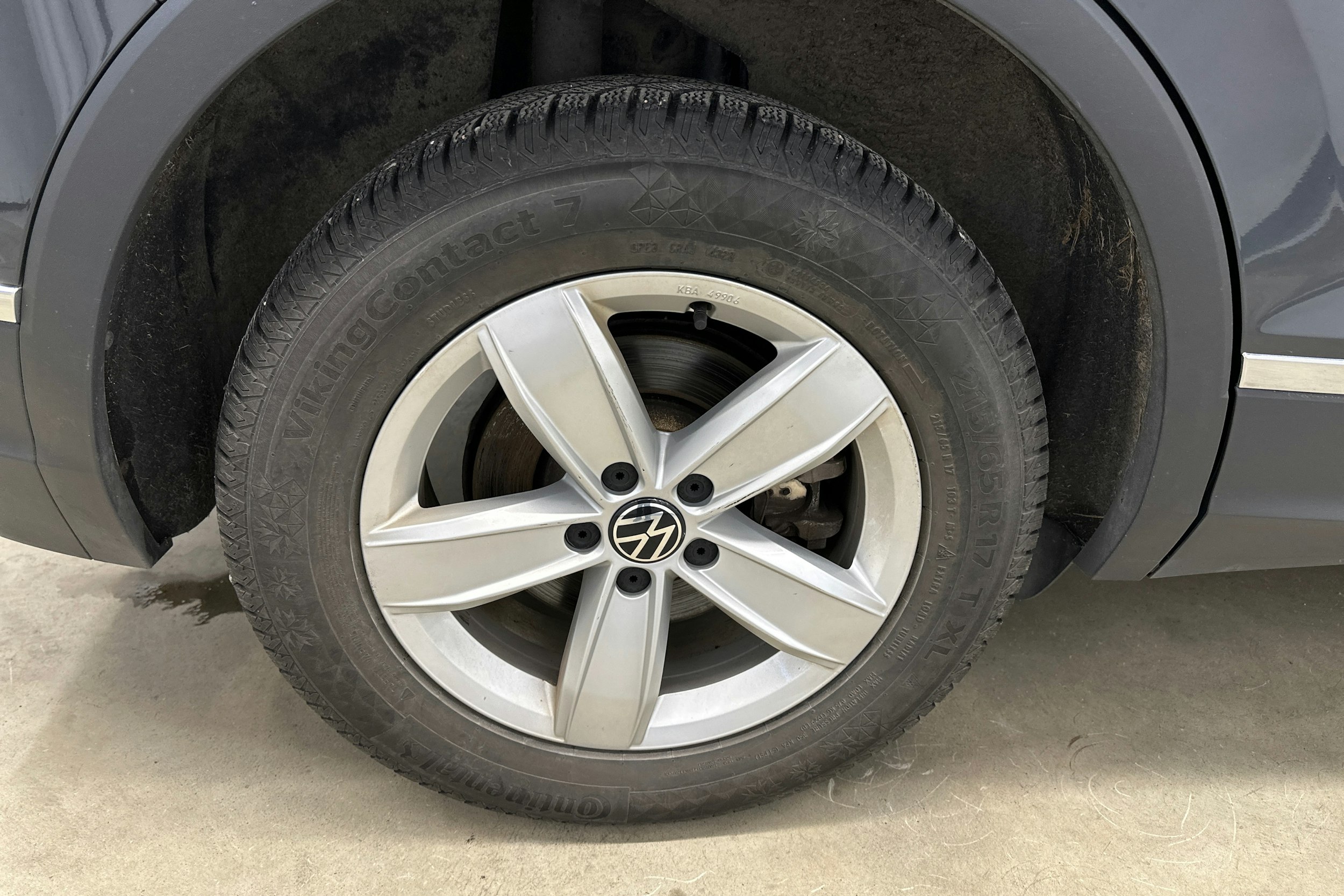 harmaa Volkswagen Tiguan 2022 kuva 24.